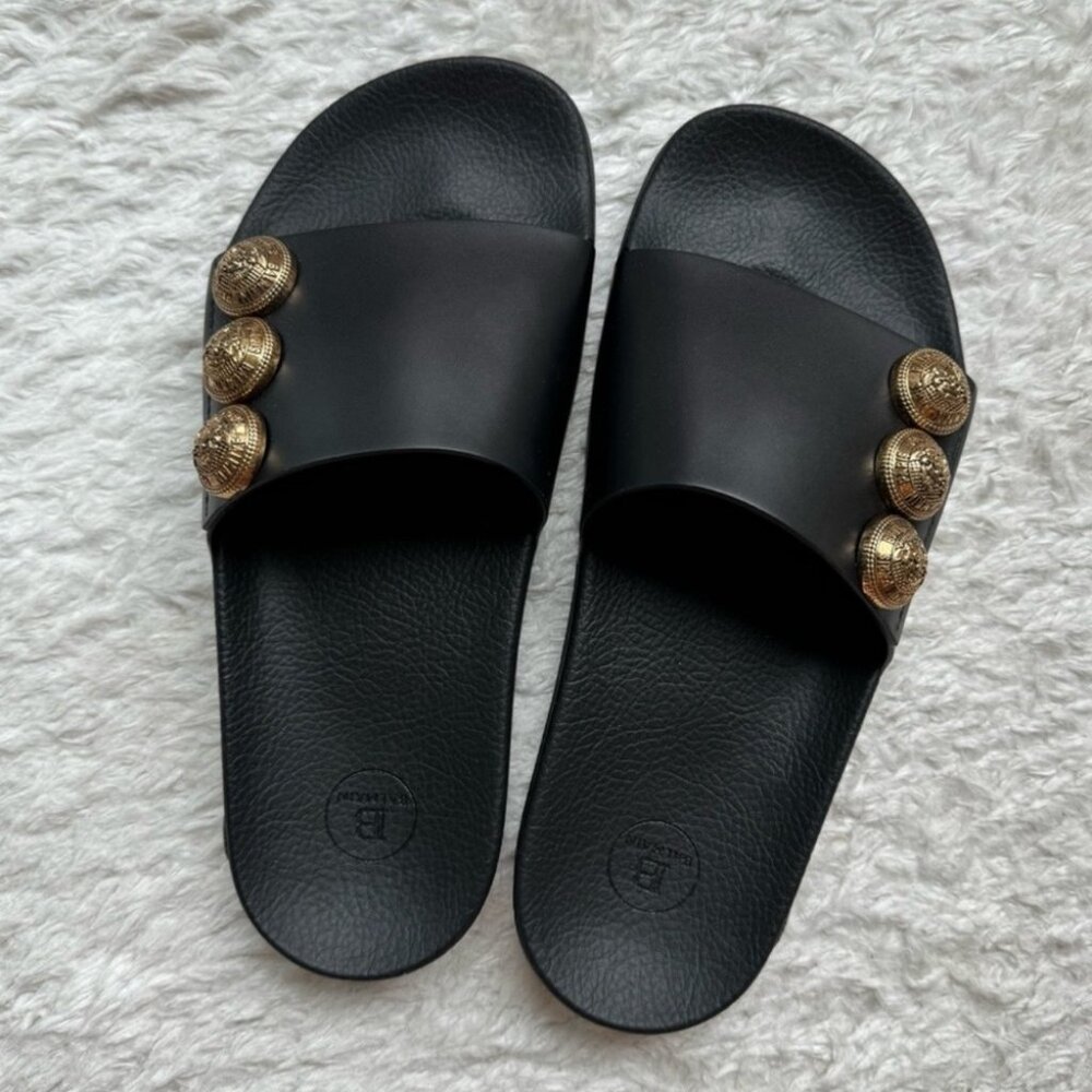 New in Box Balmain Symi Slided Leather Button Shoes Sandals Smooth Black Gold